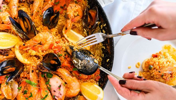 Restaurantes que sirven paella en Ibiza