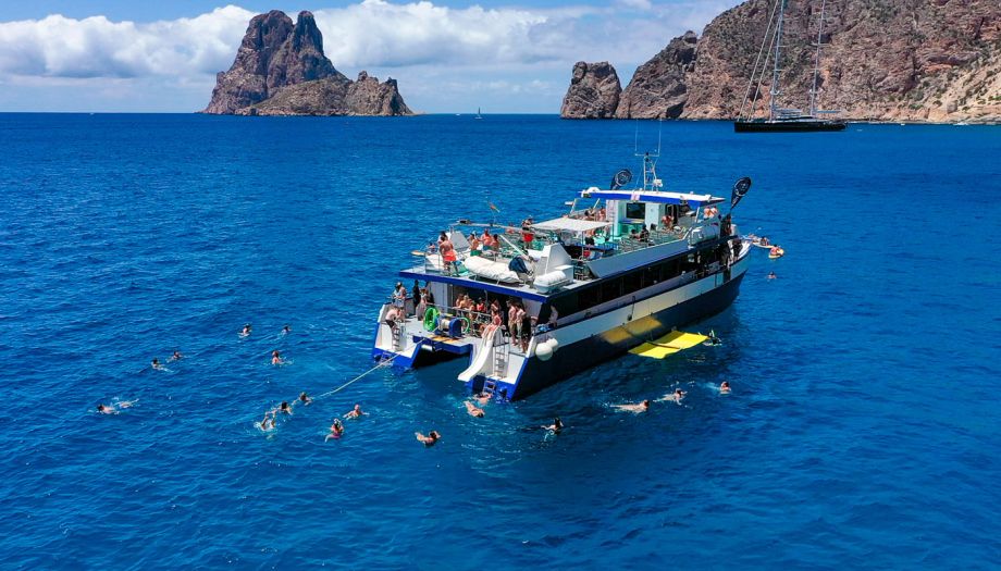 Photos And Video Of The Most Fun Boat Trip Es Vedr 