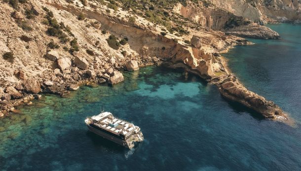 Excursiones en barco por Ibiza y Formentera este 2023